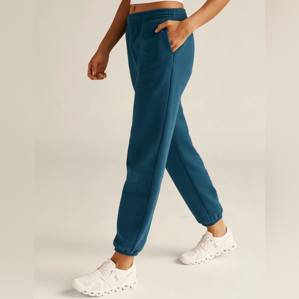 Beyond Yoga On The Go Jogger Blue Gem – XS NWT - Picture 2 of 4